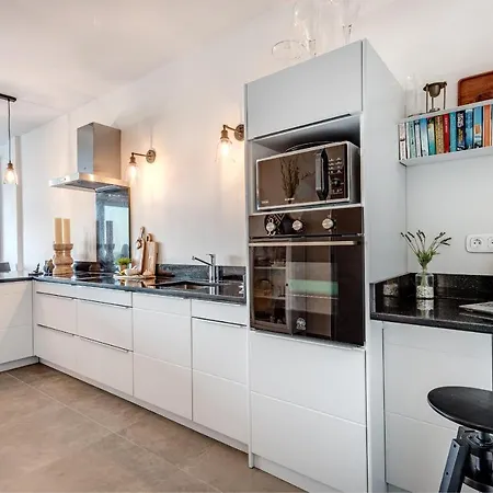 The Corfu Cocoon * Faiakes