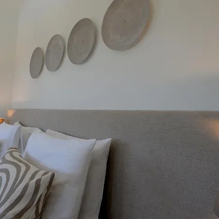 The Corfu Cocoon * Faiakes